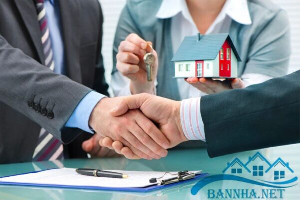 MÔI GIỚI VÀ KHÁCH - AI CẦN AI ?