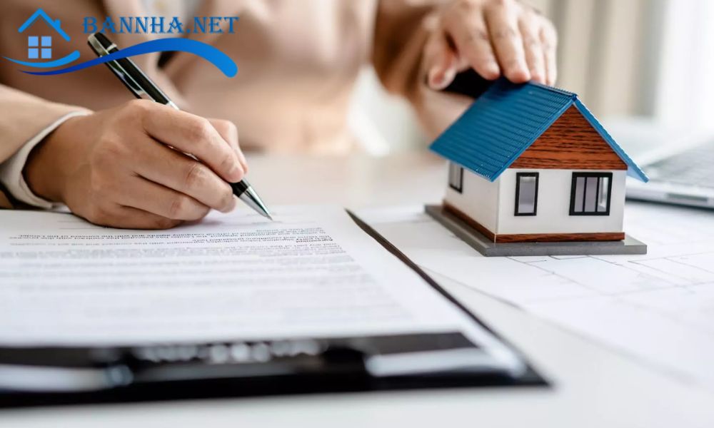 Rủi ro pháp lý thường gặp khi mua bán nhà và 5 bước thẩm định để tránh rủi ro bạn cần biết 2025 10 Quy định quan trọng khi mua bán nhà đất