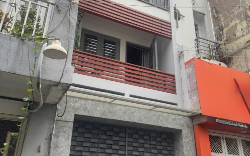 Bannha.net-ban-nha-hem-xe-hoi-bach-dang-ban-nha-phuong-2-tan-binh-0707318818-1