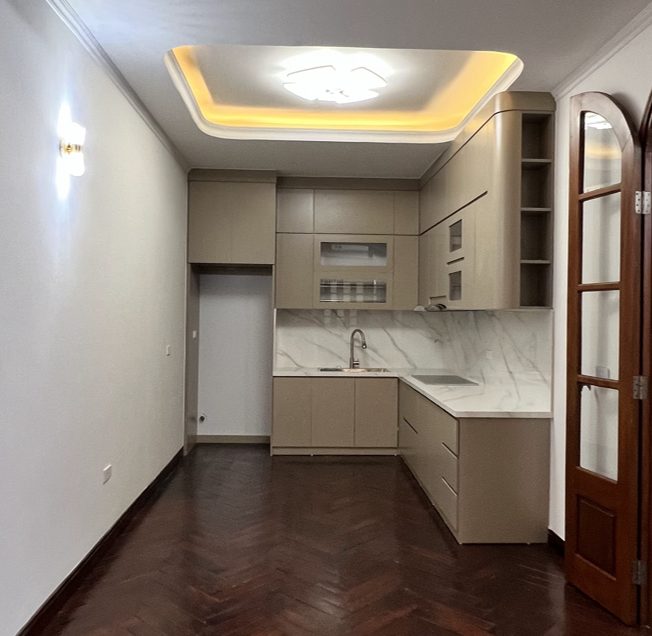 Khương Trung, Thanh Xuân - Ngõ thông nhiều phía, 1 phút ra ô tô đỗ, 50m2, MT 4.2M, 6 tầng- 13.88 Tỷ 9 BEP 6a81c462e049a